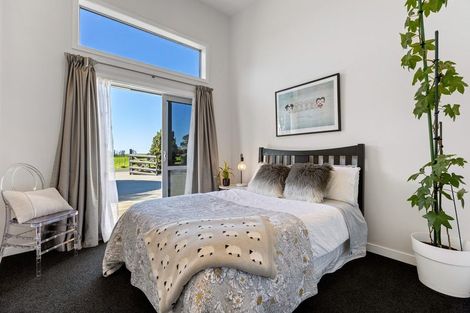 Photo of property in 418 Kaipikari Road, Urenui, 4375