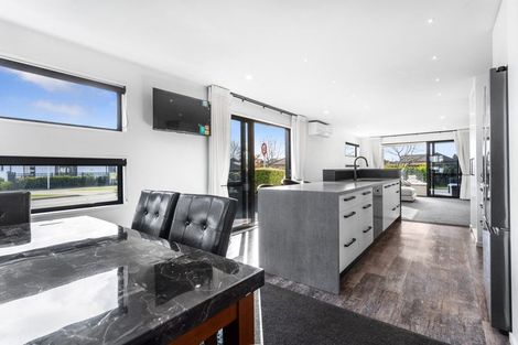 Photo of property in 24 Grey Way, Russley, Christchurch, 8042