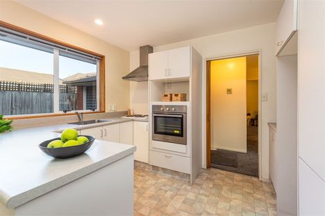 Photo of property in 2/79 Greers Road, Burnside, Christchurch, 8041