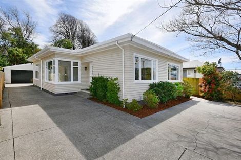 Photo of property in 71 Saint Martins Road, Saint Martins, Christchurch, 8022