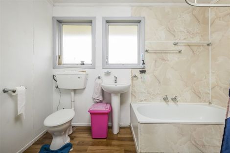 Photo of property in 28 Matai Street, Waiuku, 2123