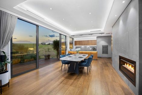 Photo of property in 41 Bounty Road, Long Bay, Auckland, 0630