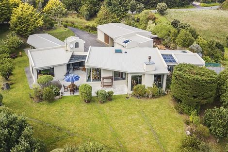 Photo of property in 12 Gladys Scott Place, Tawa, Wellington, 5028