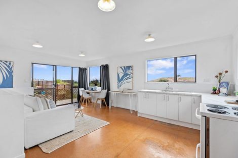 Photo of property in 6b Marjorie Lane, Papamoa Beach, Papamoa, 3118