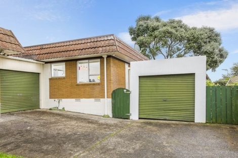 Photo of property in 94 Lynwood Road, New Lynn, Auckland, 0600