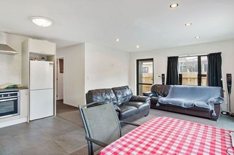 Photo of property in 21 Heybridge Street, Manurewa, Auckland, 2102