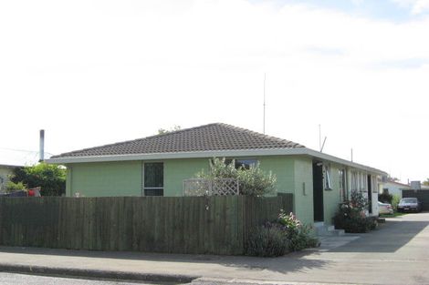 Photo of property in 2/55 Laurence Street, Waltham, Christchurch, 8011