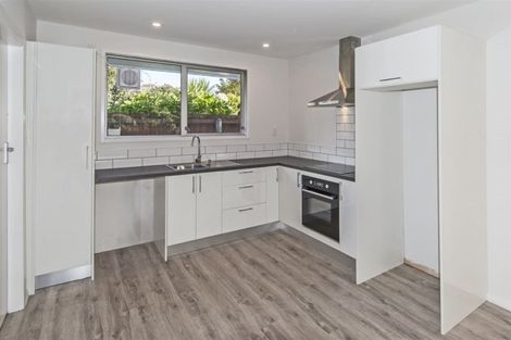 Photo of property in 86 Avonhead Road, Avonhead, Christchurch, 8042
