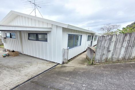 Photo of property in 1/100 Birkdale Road, Birkdale, Auckland, 0626