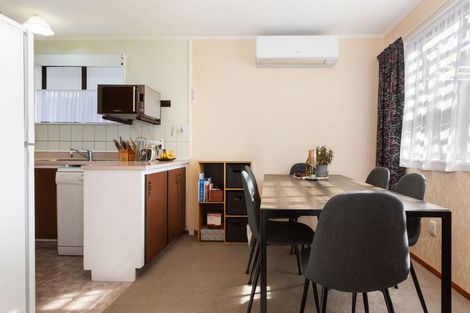 Photo of property in 124 Pikarere Street, Titahi Bay, Porirua, 5022