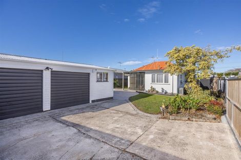 Photo of property in 47 Vardon Road, St Andrews, Hamilton, 3200