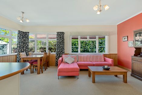 Photo of property in 166 Knowles Street, St Albans, Christchurch, 8052