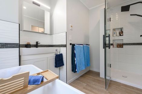 Photo of property in 63 Meander Drive, Welcome Bay, Tauranga, 3112