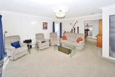 Photo of property in 8 Randell Place, Te Puke, 3119