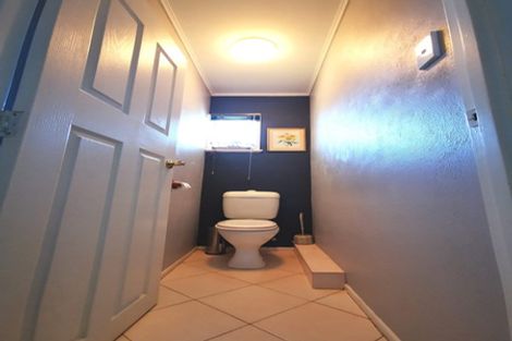 Photo of property in 17 Dolbear Street, Titirangi, Auckland, 0604