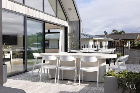 Photo of property in 56 Karewa Parade, Papamoa Beach, Papamoa, 3118