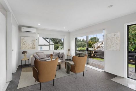 Photo of property in 2/42 Moncrieff Avenue, Clendon Park, Auckland, 2103