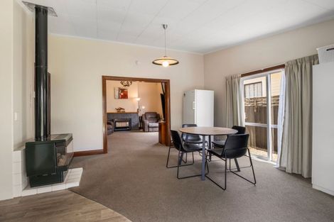 Photo of property in 102 Gonville Avenue, Gonville, Whanganui, 4501