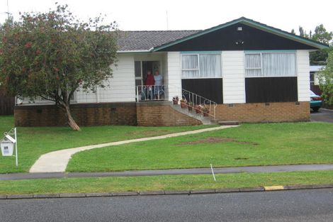 Photo of property in 28 Marvon Downs Avenue, Pakuranga Heights, Auckland, 2010