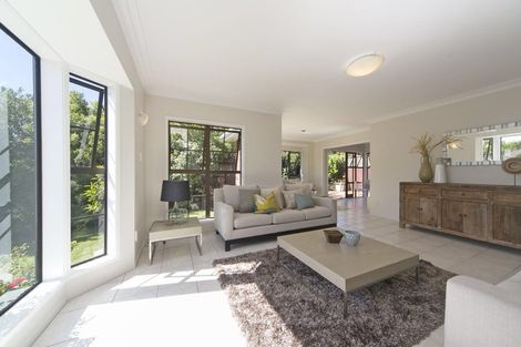 Photo of property in 13 Helga Crescent, Te Atatu Peninsula, Auckland, 0610