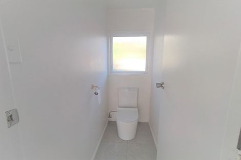 Photo of property in 18 Chevis Place, Pakuranga, Auckland, 2010