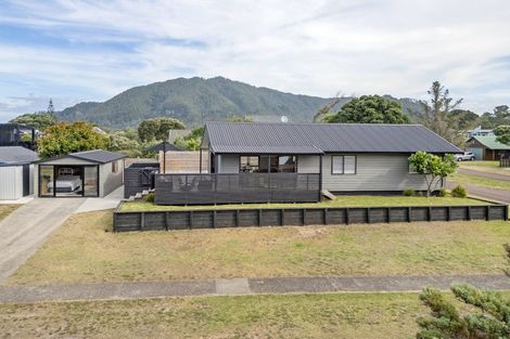 Photo of property in 2 Prescott Place, Pauanui, Hikuai, 3579