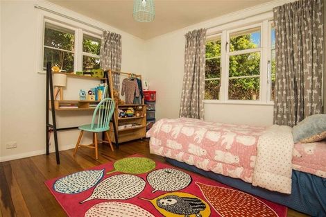 Photo of property in 40 Hindmarsh Street, Johnsonville, Wellington, 6037