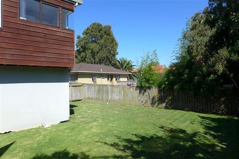 Photo of property in 1/130 Colwill Road, Massey, Auckland, 0614
