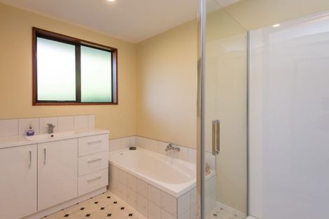 Photo of property in 47b Inwoods Road, Parklands, Christchurch, 8083