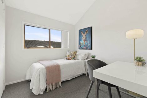 Photo of property in 41a Vivian Wilson Drive, Eastern Beach, Auckland, 2012