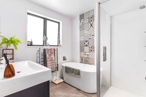 Photo of property in 1 Bata Place, Pomare, Rotorua, 3015