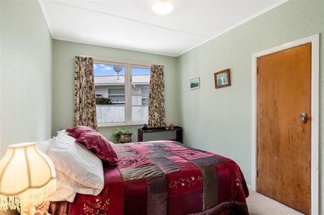 Photo of property in 41 Parenga Street, Wainuiomata, Lower Hutt, 5014