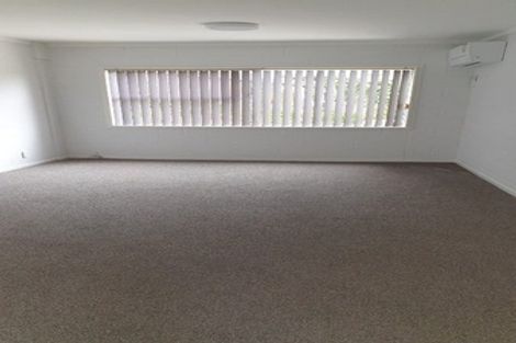 Photo of property in 41 Cockayne Crescent, Sunnynook, Auckland, 0620
