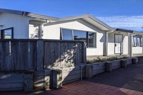 Photo of property in 1b Pollen Street, Johnsonville, Wellington, 6037