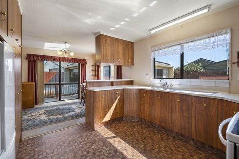 Photo of property in 12 Cargill Grove, Kelvin Grove, Palmerston North, 4414
