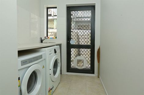 Photo of property in 4 Hornsey Avenue, Henderson, Auckland, 0612