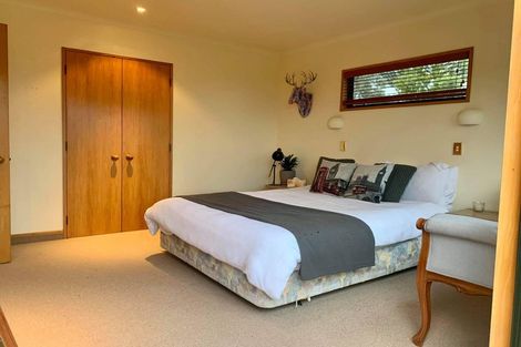 Photo of property in 39 Hikanui Drive, Havelock North, 4130