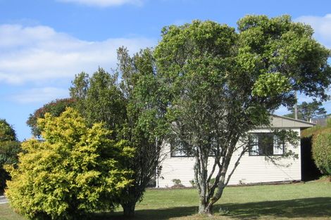 Photo of property in 10 Drome View Place, Beach Haven, Auckland, 0626