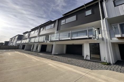 Photo of property in 2/2a Cambridge Road, Manurewa, Auckland, 2102