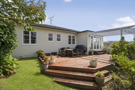 Photo of property in 25 Bould Street, Johnsonville, Wellington, 6037