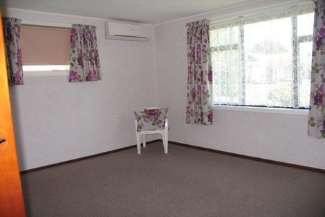 Photo of property in 15 Olivia Street, Stratford, 4332
