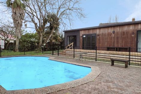 Photo of property in 17 Waikato Esplanade, Ngaruawahia, 3720