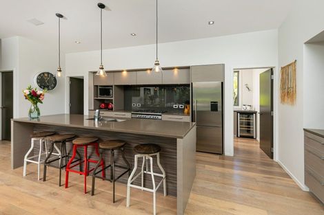 Photo of property in 35 Pounamu Avenue, Greenhithe, Auckland, 0632