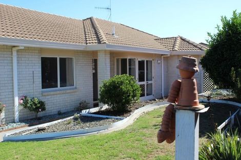 Photo of property in 130 Russley Drive, Mount Maunganui, 3116