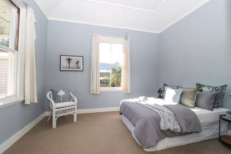 Photo of property in 9 Perrin Place, Kelvin Grove, Palmerston North, 4414