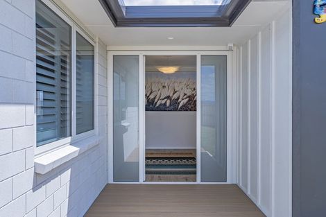 Photo of property in 5 Onerere Drive, Whitianga, 3510