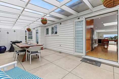 Photo of property in 26 Beach Road, Castor Bay, Auckland, 0620