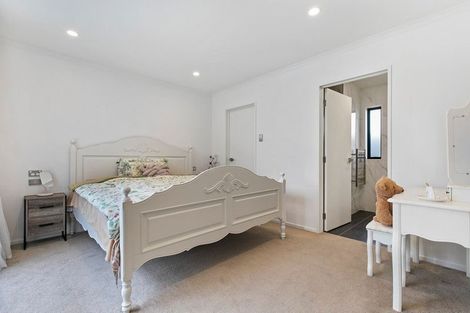 Photo of property in 23 Matata Drive, Takanini, 2112