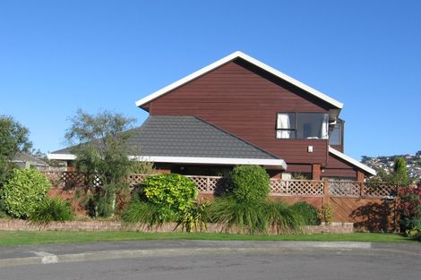 Photo of property in 9 Aintree Grove, Churton Park, Wellington, 6037