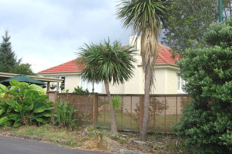 Photo of property in 4 Skilgate Avenue, New Lynn, Auckland, 0600